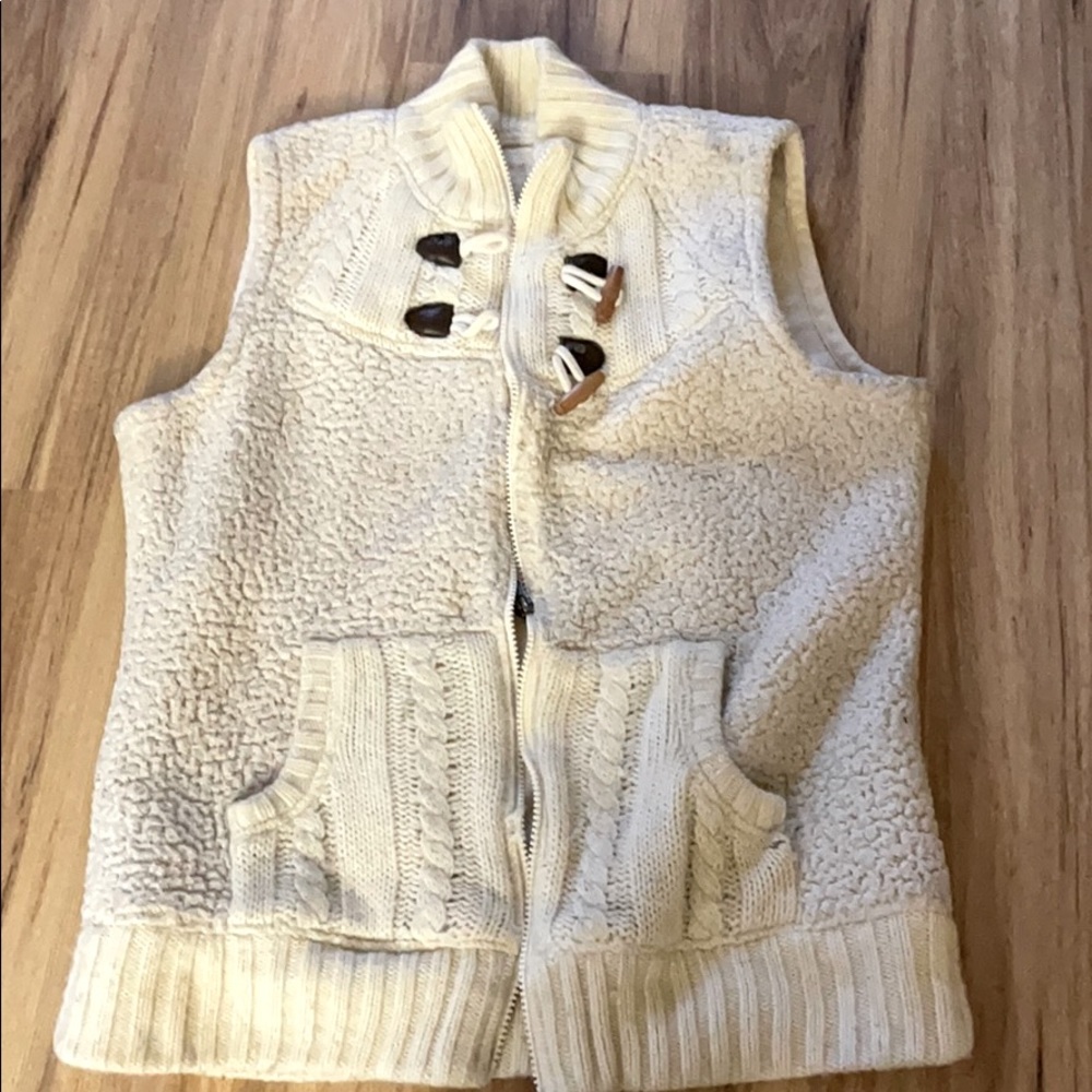 White vest
